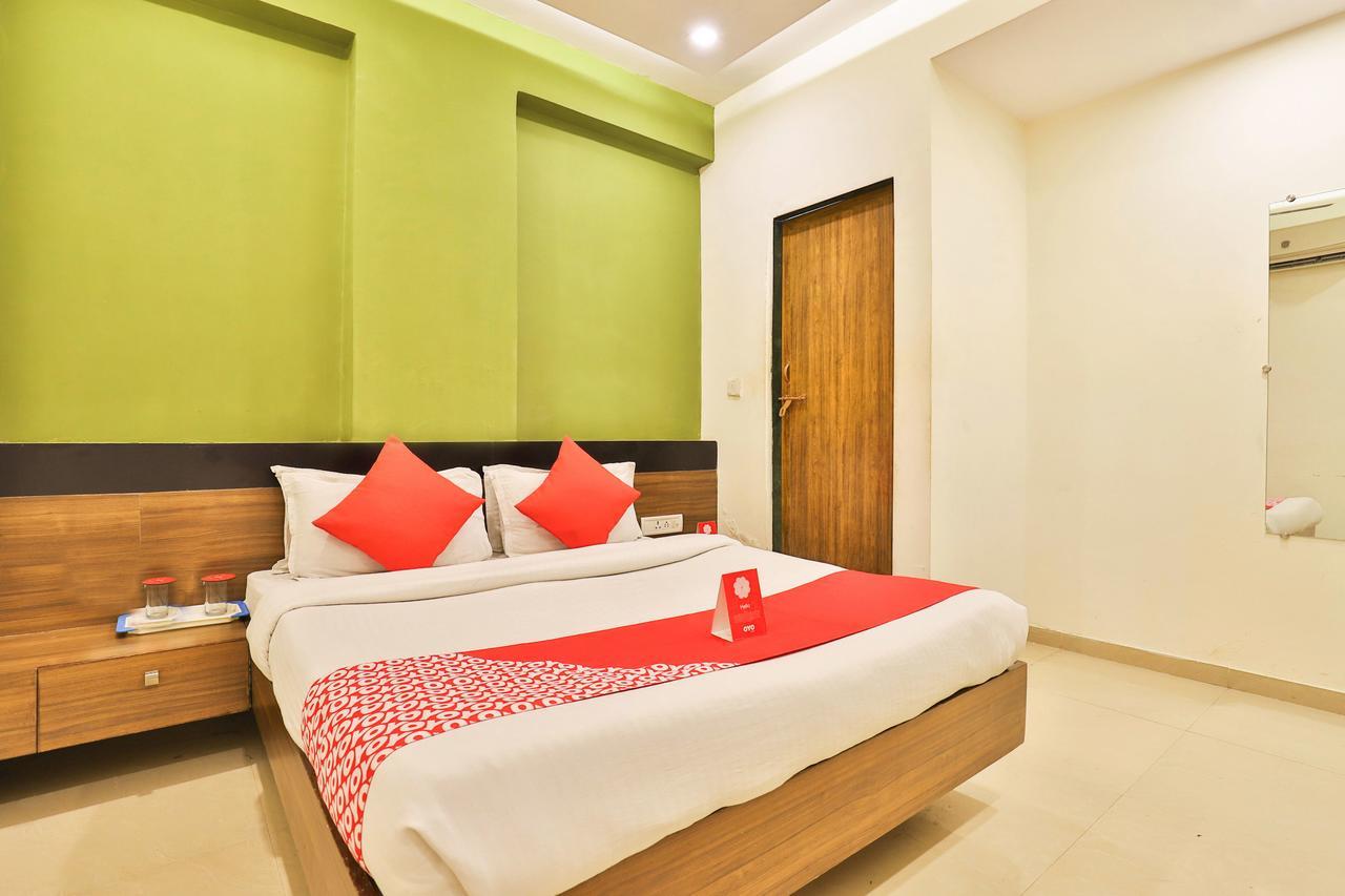 Oyo 4605 Hotel Aakarsh 다람샬라 외부 사진