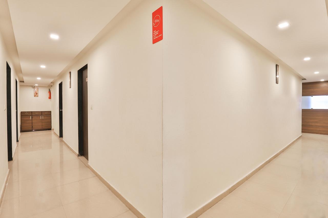 Oyo 4605 Hotel Aakarsh 다람샬라 외부 사진